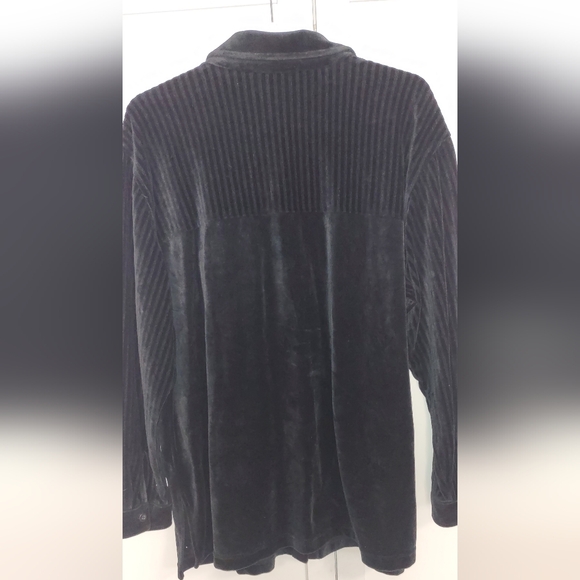 Elizabeth By Liz Claiborne Very Black Velor Long Sleeve 2x (22-24)Top EUC - Picture 3 of 11